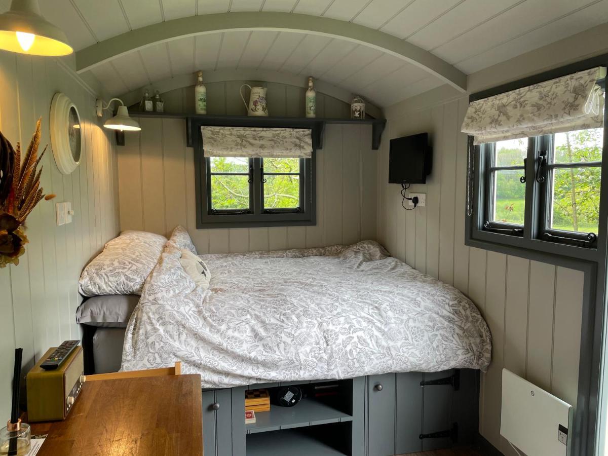 Greatwood Shepherds Hut Battle Ngoại thất bức ảnh