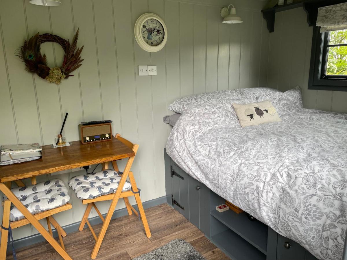 Greatwood Shepherds Hut Battle Ngoại thất bức ảnh