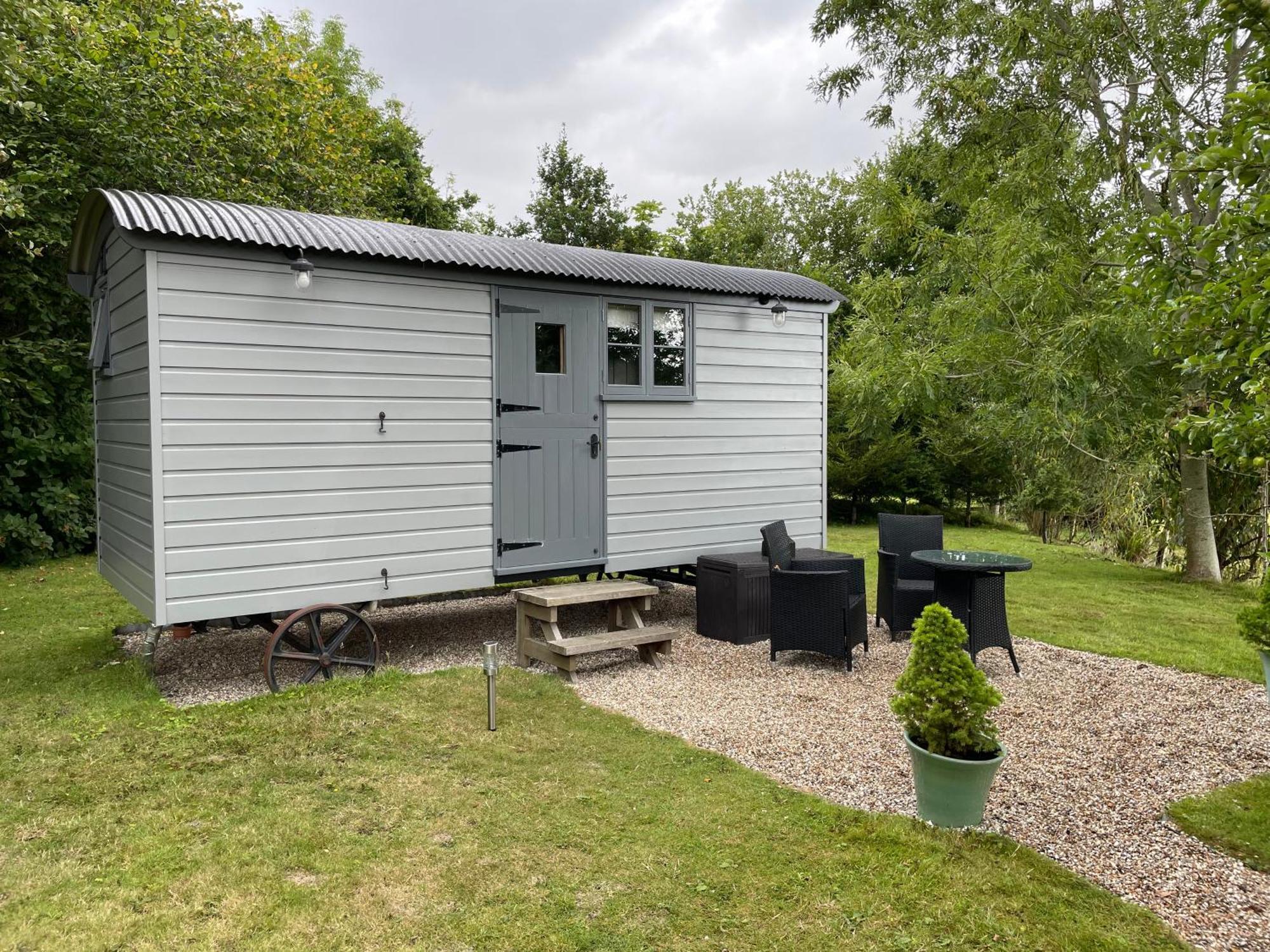 Greatwood Shepherds Hut Battle Ngoại thất bức ảnh